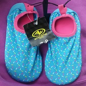 New water shoes for girls!!